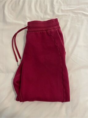 Lululemon Berry Joggers